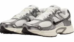 V5 RNR Sneaker